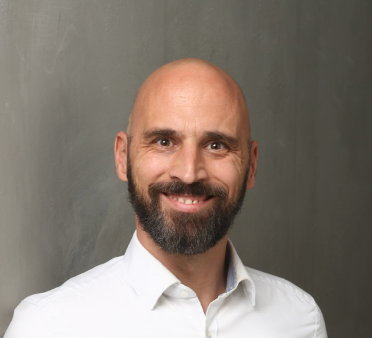 Professional photo of Jörn Hahn